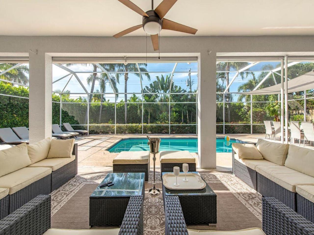 Lux Family 3 Bedroom With Pool Villa Walk To Beach And Mercato North North Naples Εξωτερικό φωτογραφία